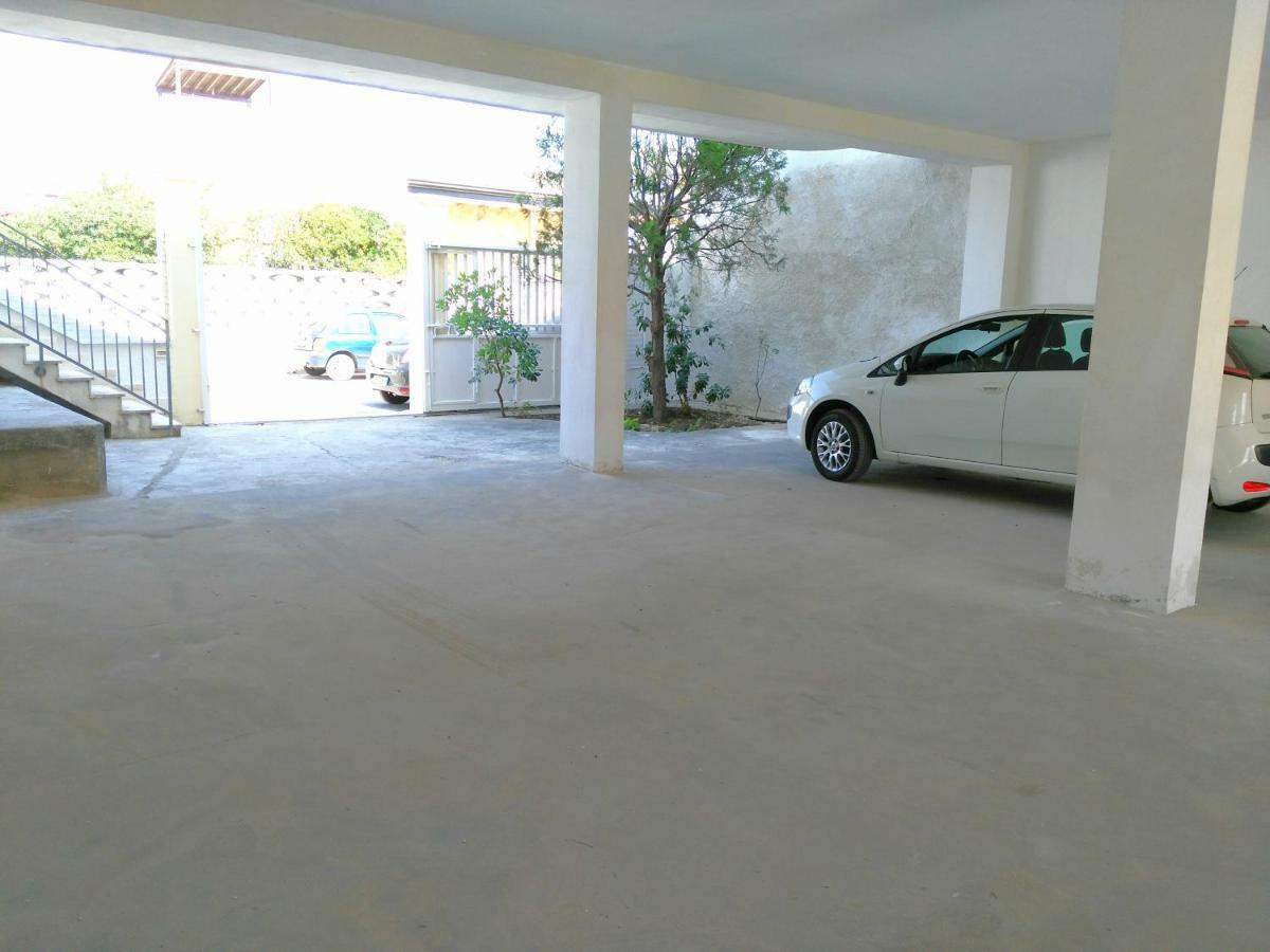 Porto Cesareo Appartamento Panoramico Fronte Mare Con Parcheggio Coperto Torre Lapillo Luaran gambar